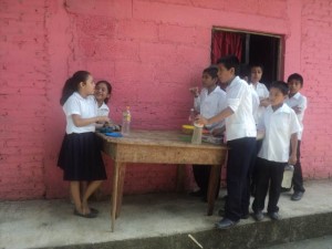 El próximo 19 inicia el periodo vacacional decembrino en las escuelas de la sierra de Zongolica. DSC09084