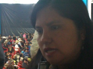 Lucía Tepole Ortega de la Academia Veracruzana de Lenguas Indígenas dijo que a mediados de enero, Orfis capacitará a pueblos originarios. 105_4663