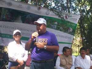 En Ciudad Mendoza se celebró la Feria de Cultura Forestal con funcionarios de Conafor, ITSZ y gobierno municipal. 105_6042