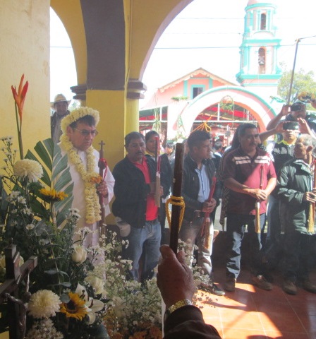 Durante una ceremonia en palacio municipal de Tlaquilpa2c se efectuo la entreha del baston de mando. (1)