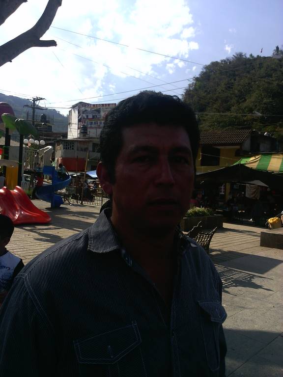 Luis Victor Dominguez Garcia de la comunidad de Xochitkla en Mixtla de Altamirano. (1)