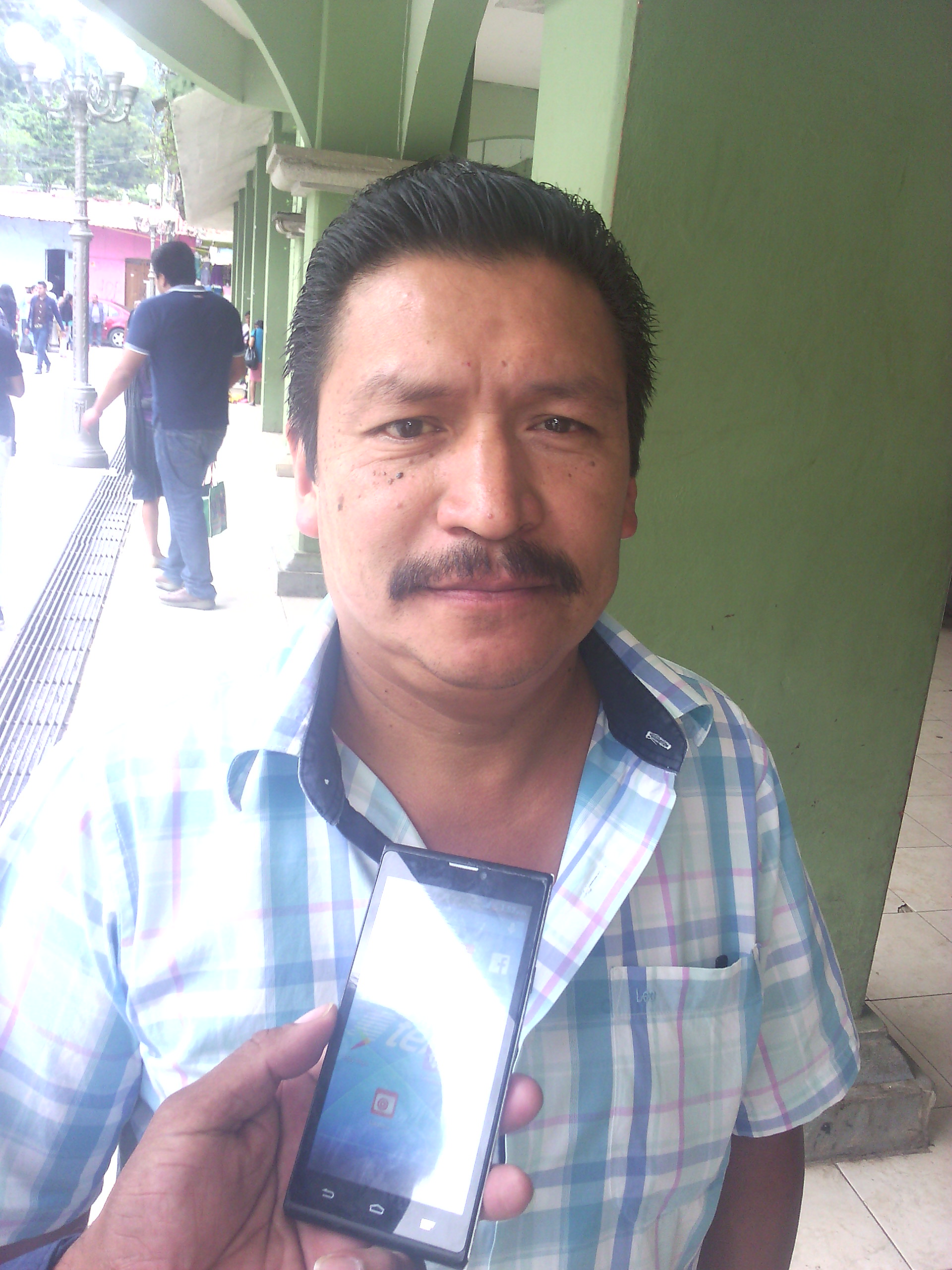 Antonio Gonzalez Loeza2c empresario transportista y constructor en Zongolica. 1