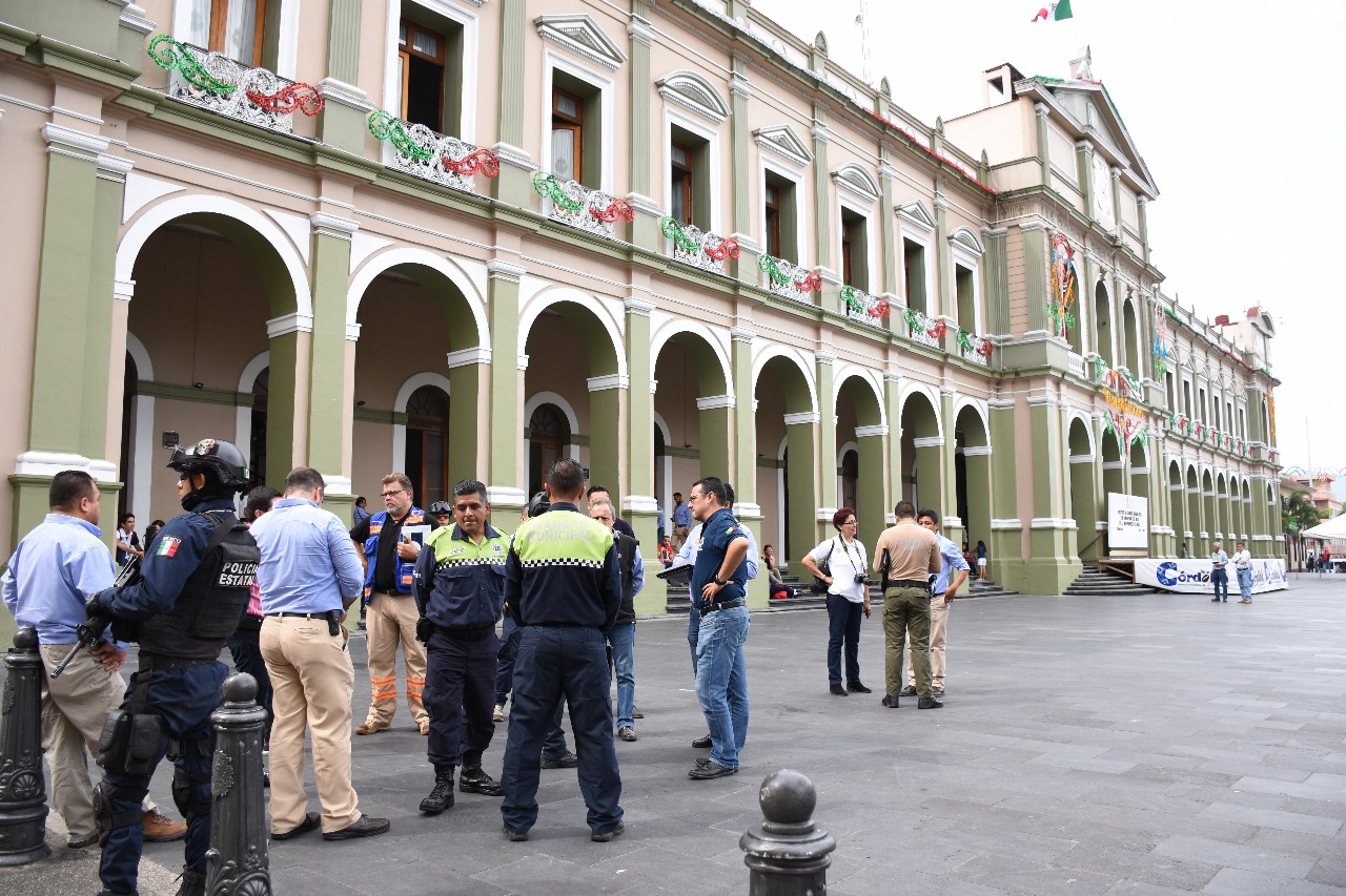 Alistan festejos patrios en Córdoba