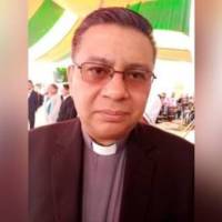Carlos Castro Reséndiz, Presbítero de la Iglesia de Tlaquilpa