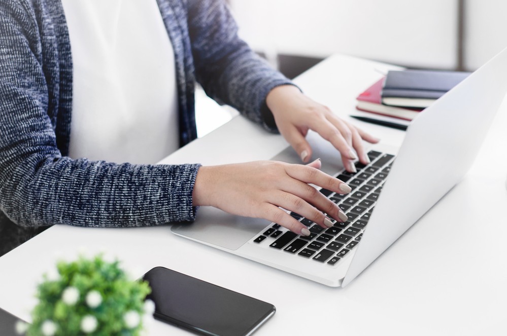 freelancer woman working in the home office