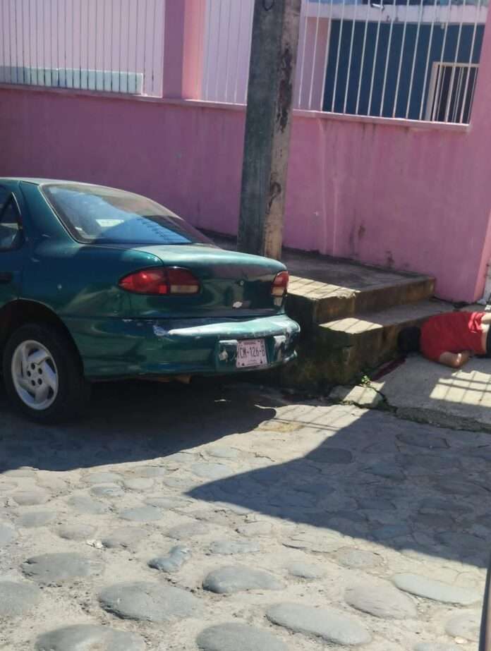 1000703816